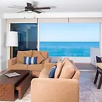 Costa Sur Resort & Spa
