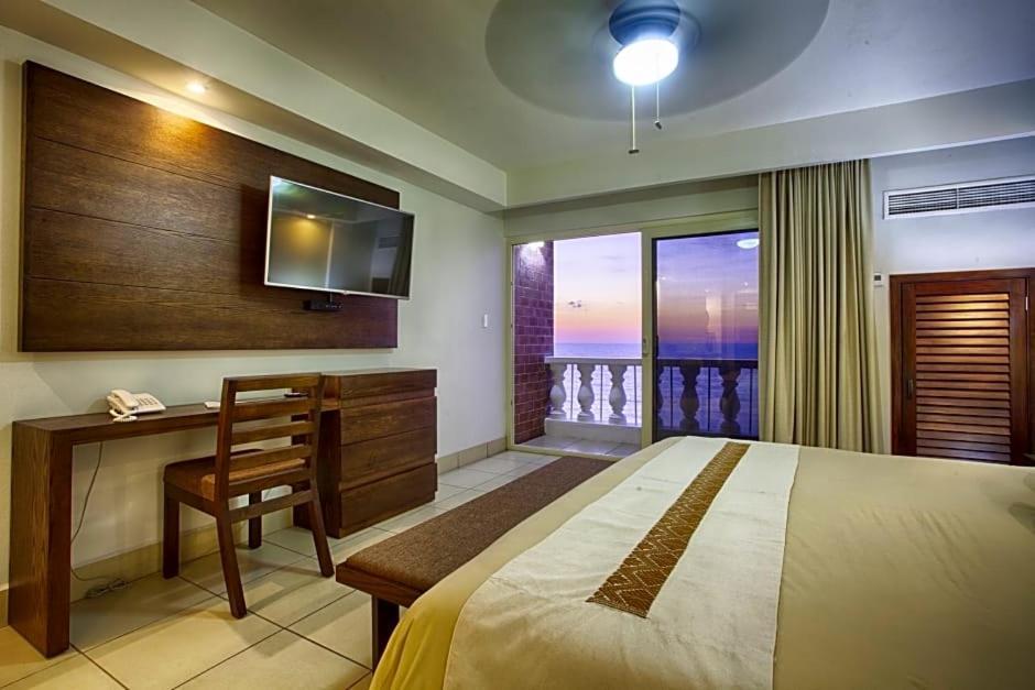 Hotel Costa Sur Resort & Spa Puerto Vallarta